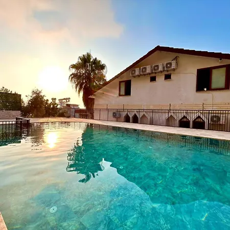 Castello By Mediterra Апарт-отель