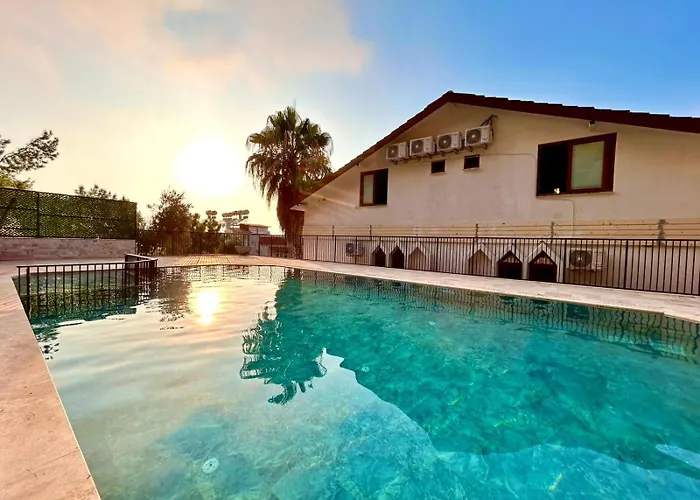 Castello By Mediterra Апарт-отель