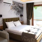 מלון דירות Castello By Mediterra אלאניה