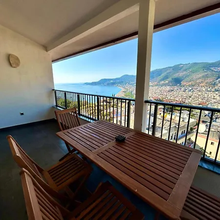 Apartmanhotel Castello By Mediterra 3*